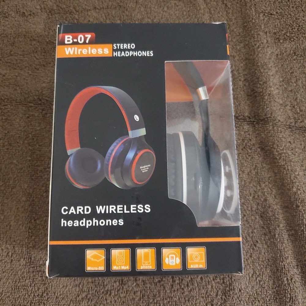 Wireless headphones
